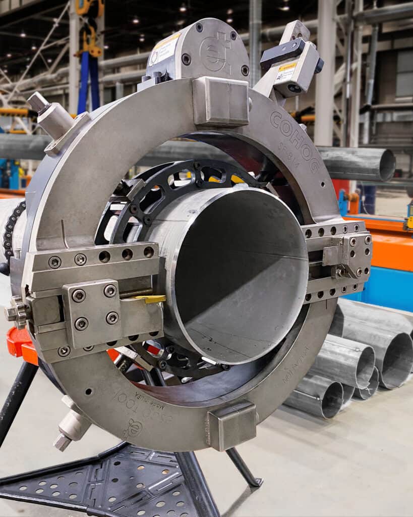Clamshell Frame Synchronous CLAMSHELL SPLIT FRAME MACHINE EVENLY DISTRIBUTES CLAMPING FORCES ON ...