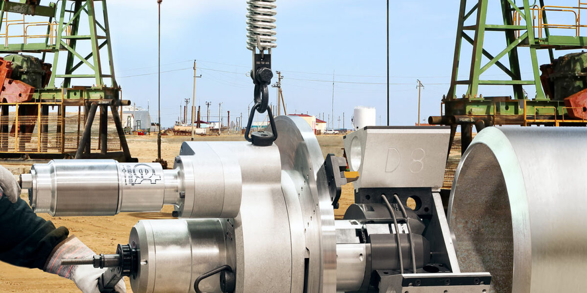 PIPE BEVELING MACHINE PRODUCES COMPOUND END PREPS ONSITE